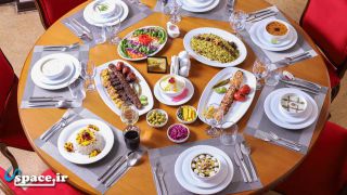 غذاهای لذیذ هتل آپادانا تخت جمشید - مرودشت - فارس